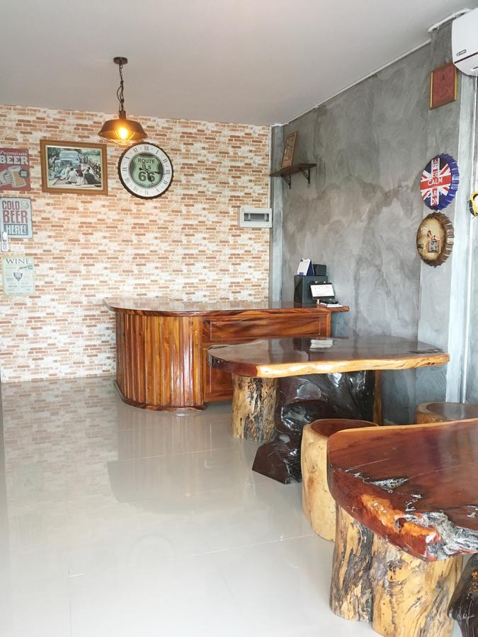 You In House Urt Surathani Airport Surat Thani Exterior foto